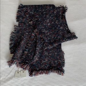 Lucky scarf NWT
